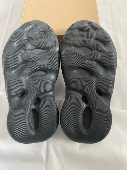 Adidas Yeezy Foam RNR Onyx