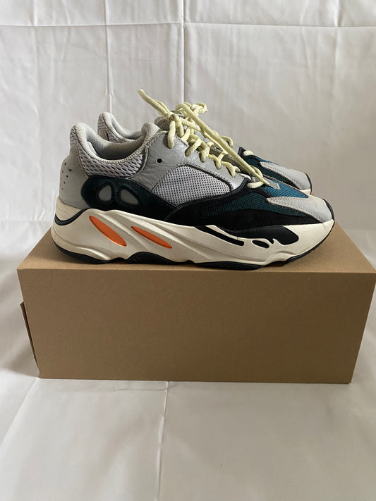 Adidas Yeezy Boost 700 Wave Runner Used size 42
