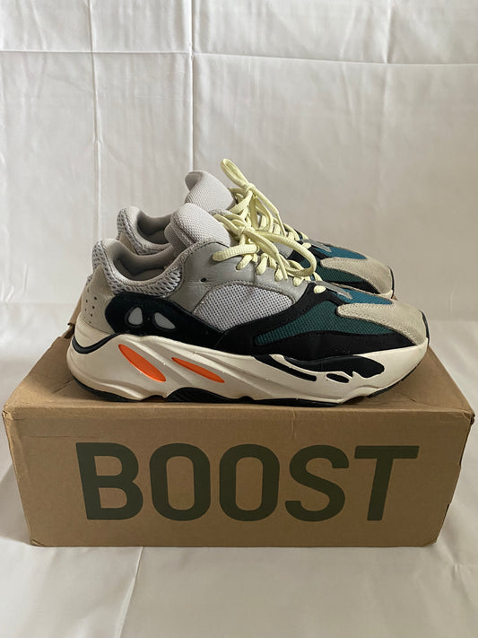 Adidas Yeezy Boost 700 Wave Runner Used size 41