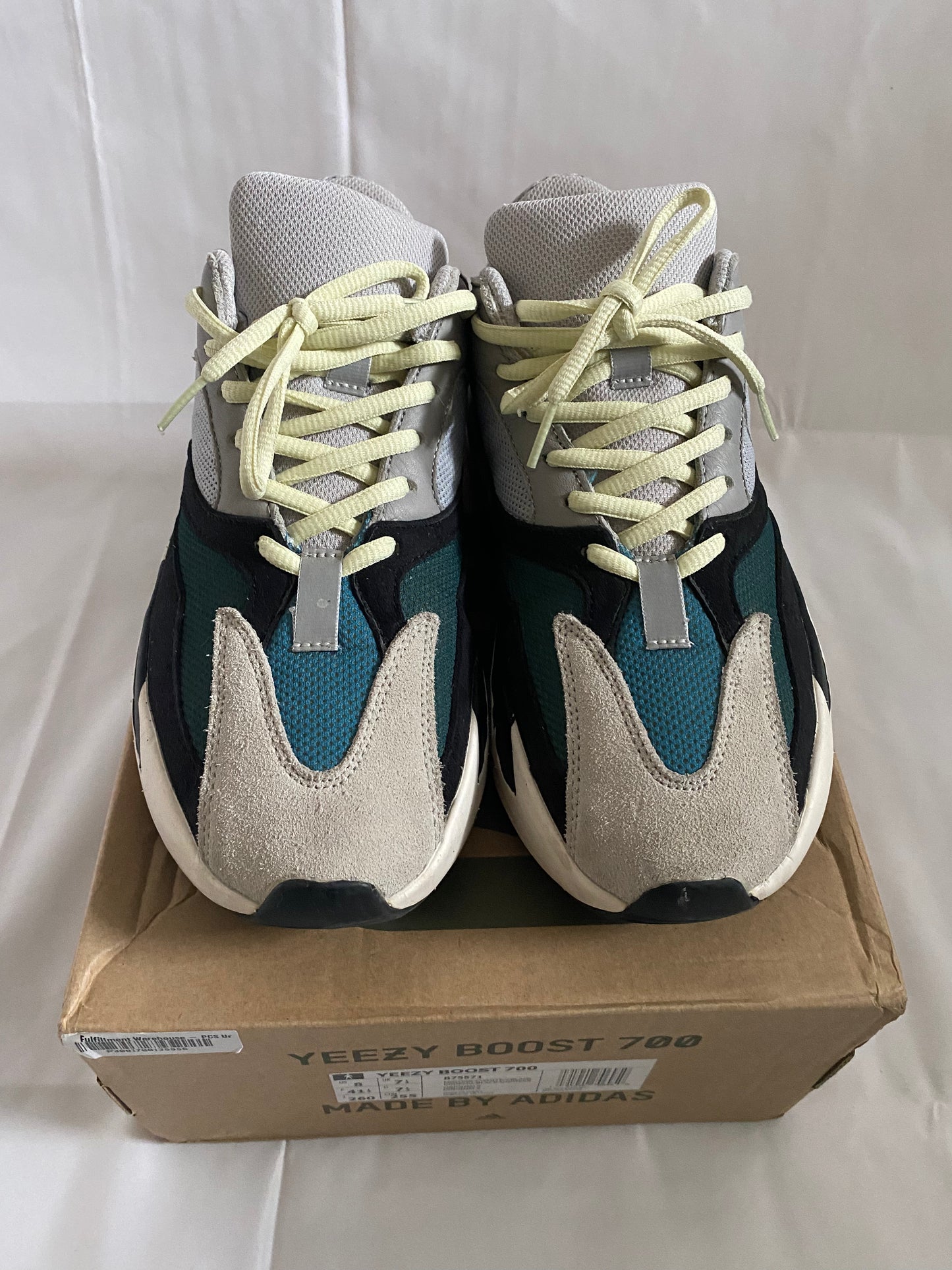 Adidas Yeezy Boost 700 Wave Runner Used size 41